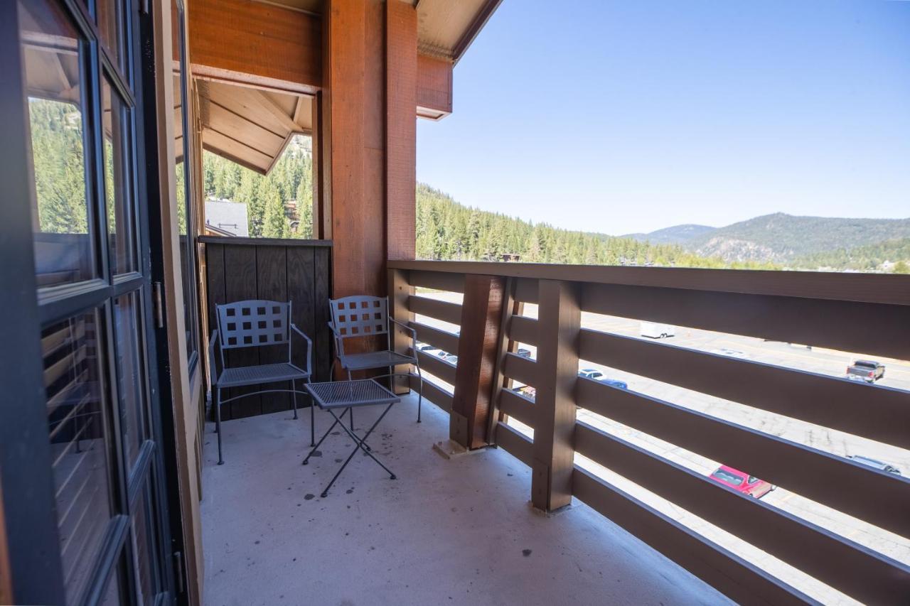 The Village At Palisades Tahoe Скво-Вэлли Экстерьер фото